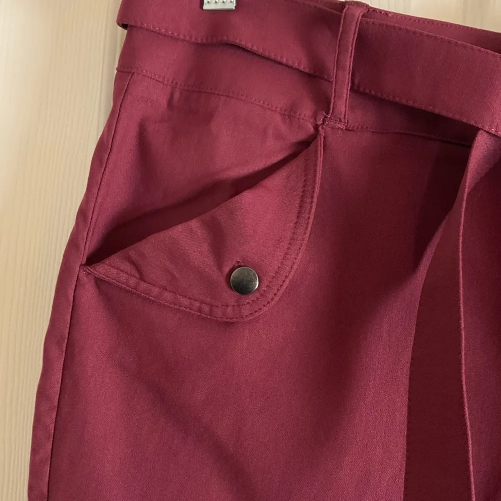 Nicole Miller Stylish Burgundy women’s Pants size 14 - Image 5