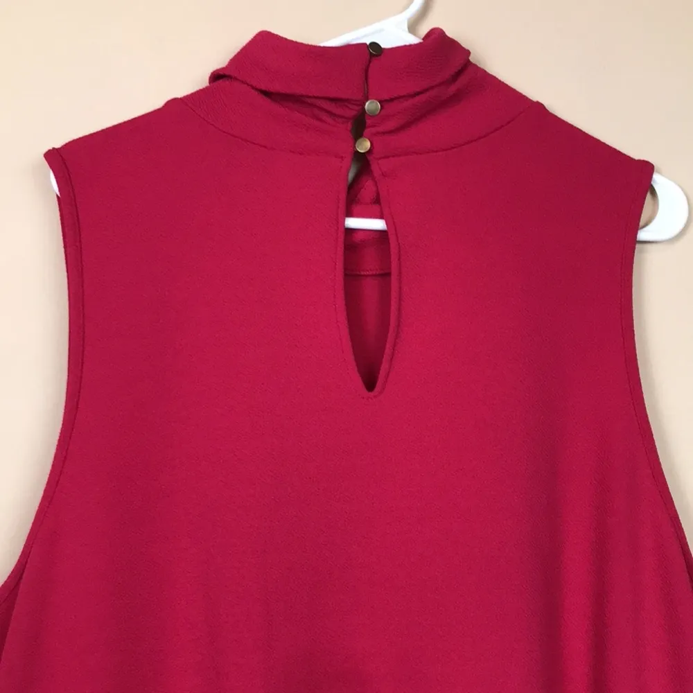 NWT Ophelia Roe Women’s Mock Neck Fuchsia Pink Tiered Sleeveless Dress - Image 5