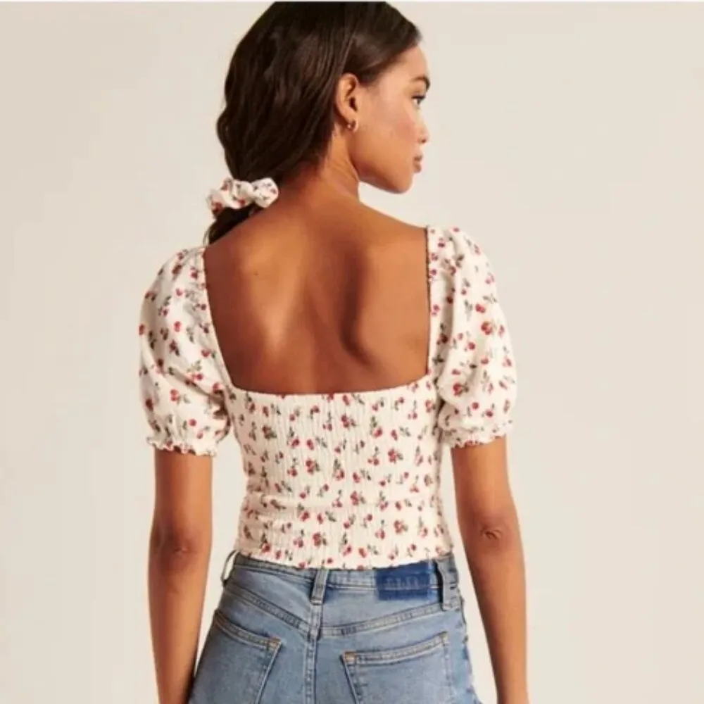 Abercrombie & Fitch cherry red and White Puff Sleeve smocked crop Blouse Size XL - Image 3