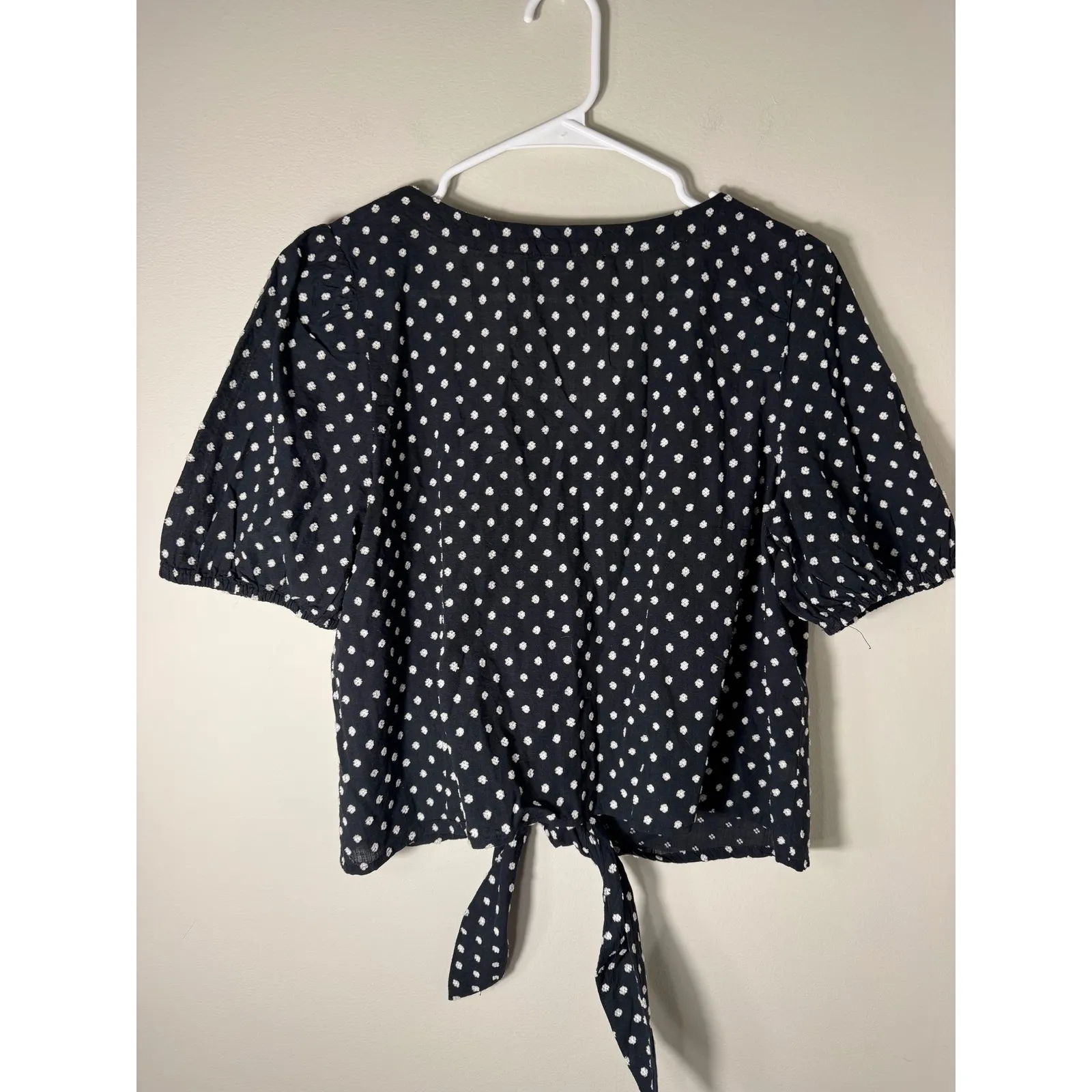 LOFT Women's Black White Dot Print Tie Front Button Up Shirt Size Medium - Image 2