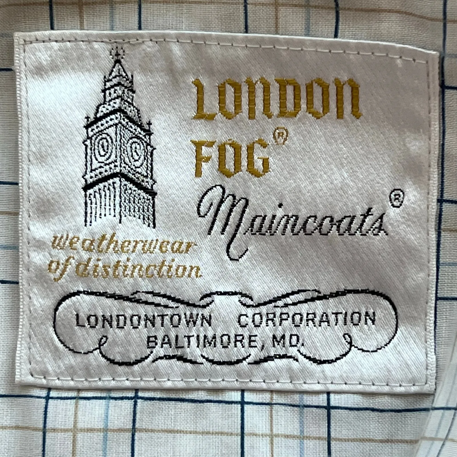 London Fog double breasted trench coat vintage quiet luxury tan raincoat - Image 10