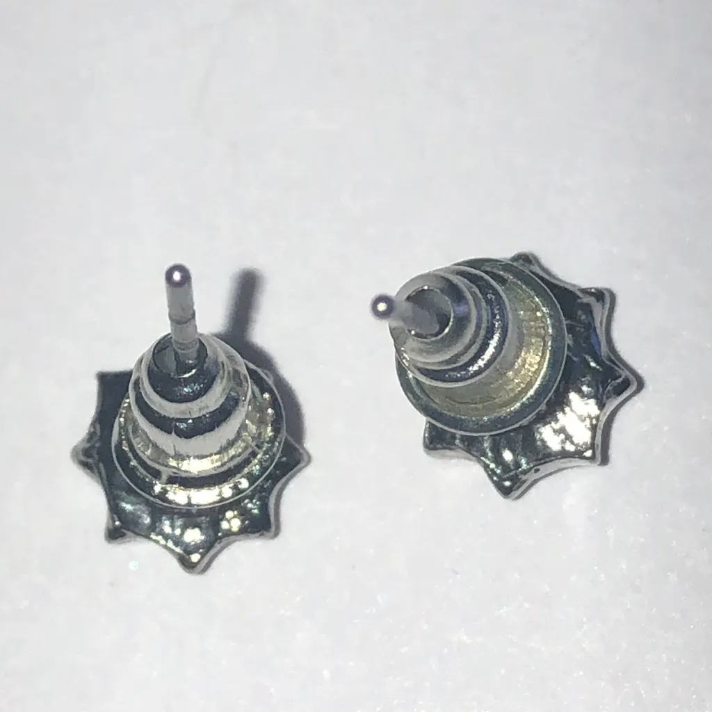 Elegant Silver Tone Dainty Boho Floral Stud Earrings - Image 3