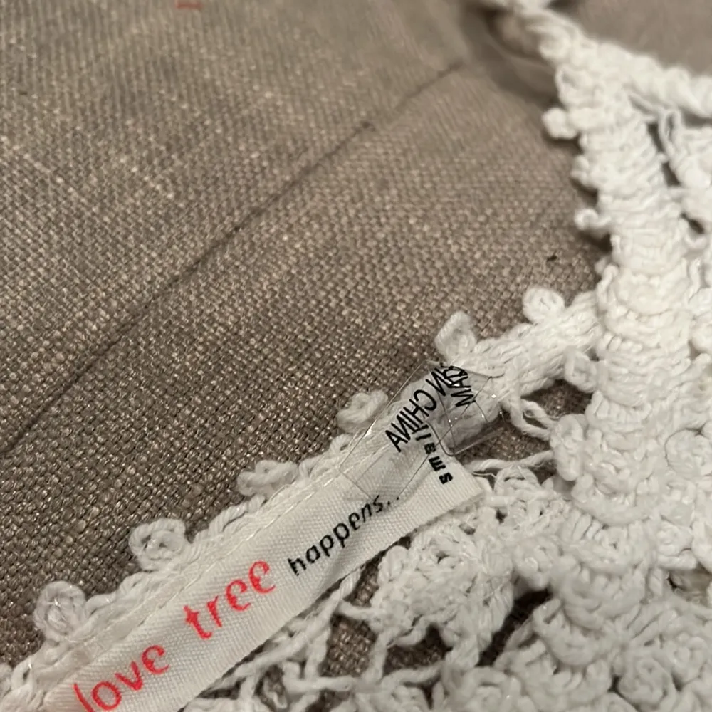 Love Tree‎ Happens Lacey Knit Tank - Image 3