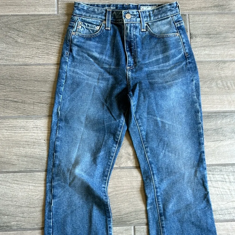 AG ALEXXIS BOOT JEANS - Image 2