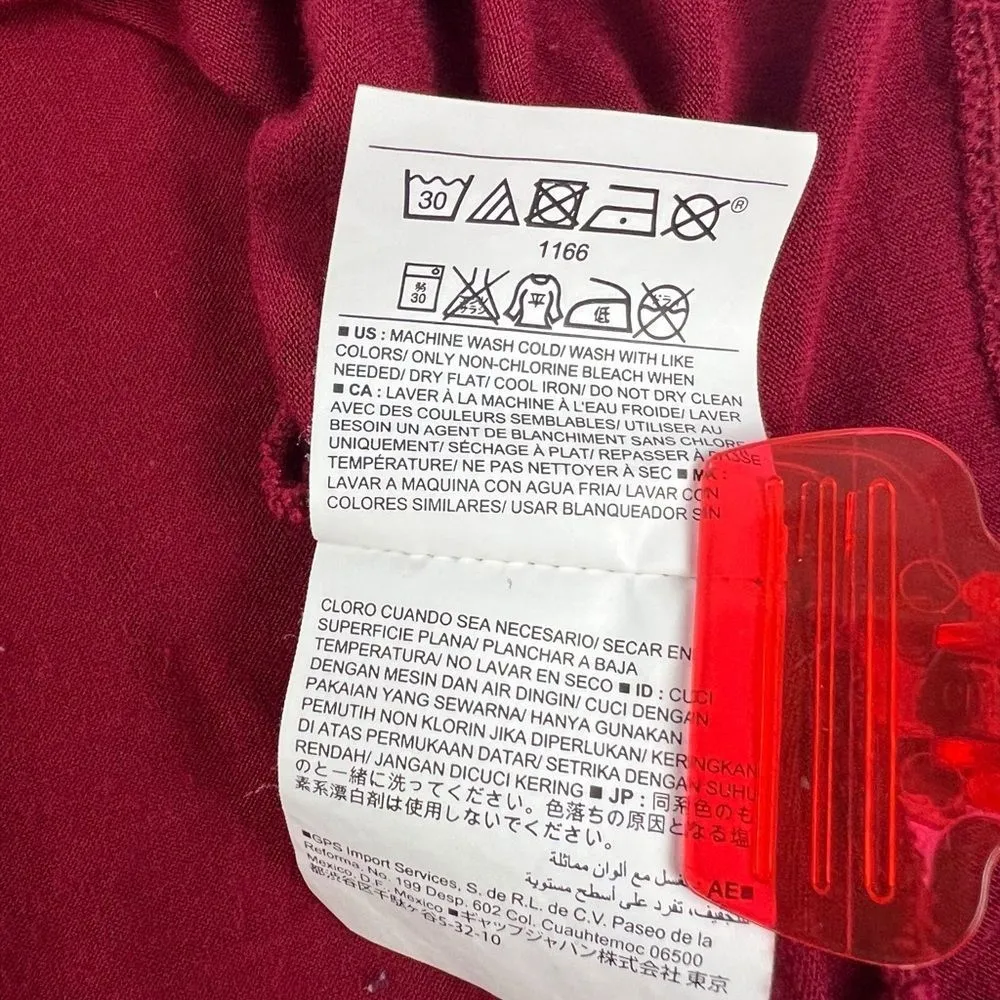 Old Navy Maroon Red Sleeveless Blouse Size Small - Image 7