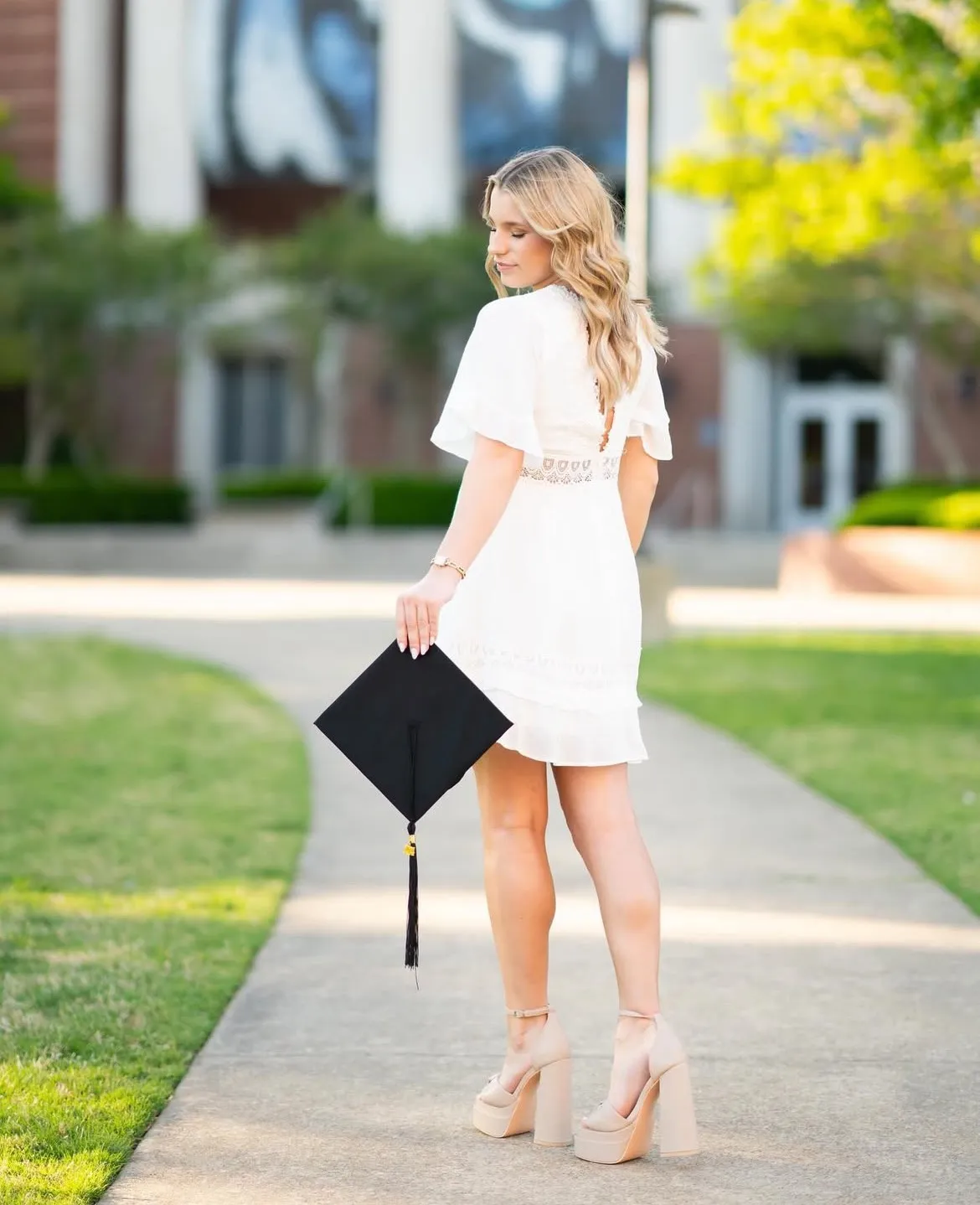 White Lace Detailed Dress Size M - Image 3