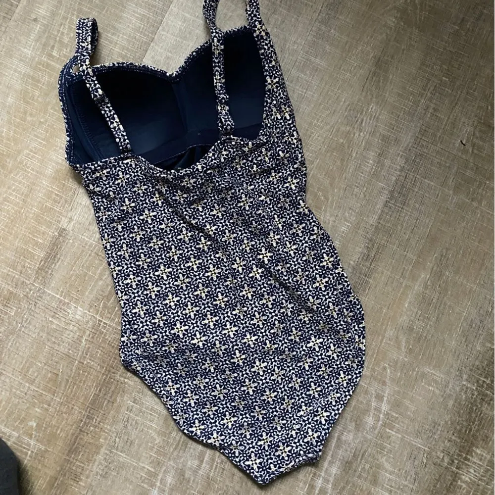 NIP TUCK SWIM Joanne Twist Tummy Control One - Image 11