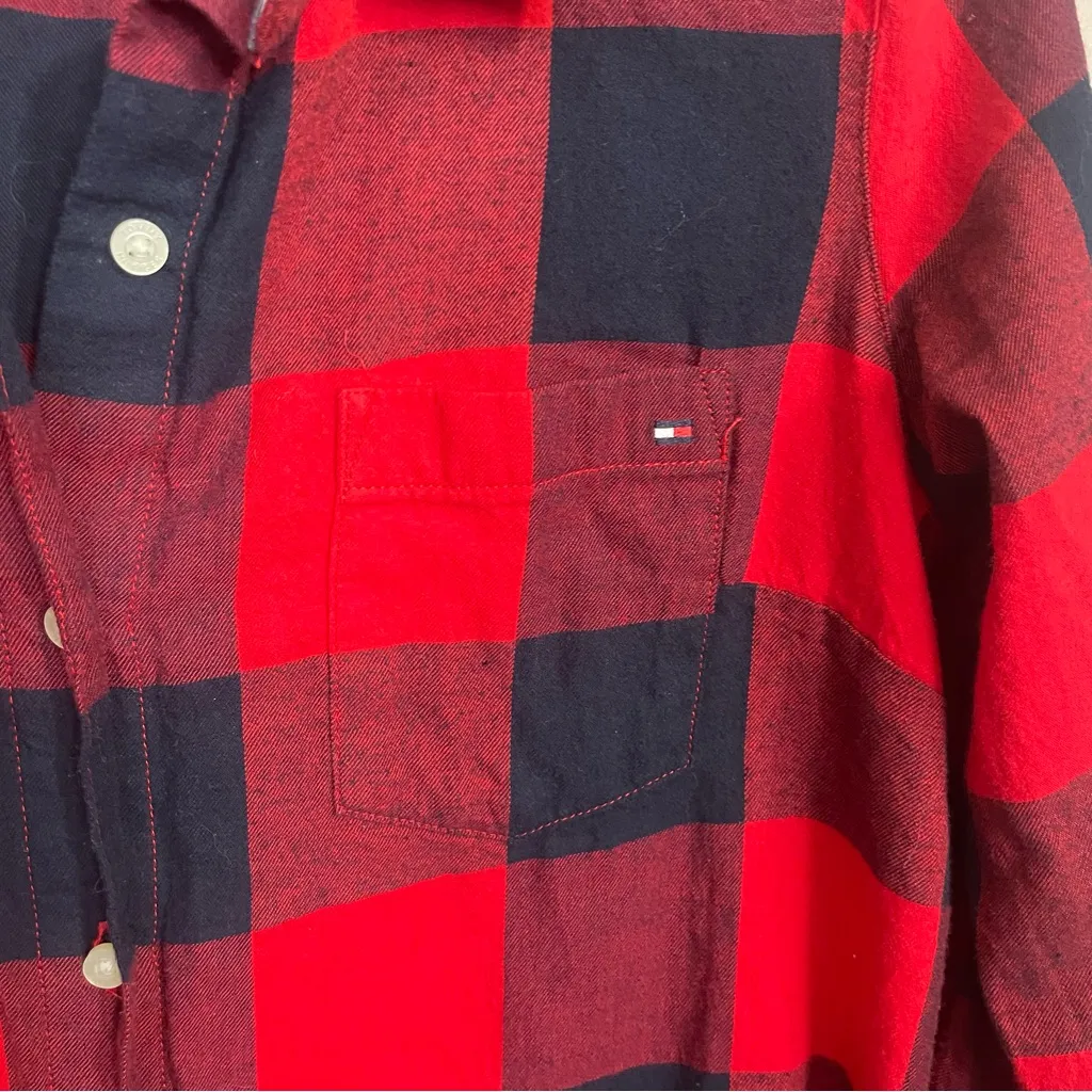 Tommy Hilfiger Cotton Flannel Button down navy and red checkered - Image 5
