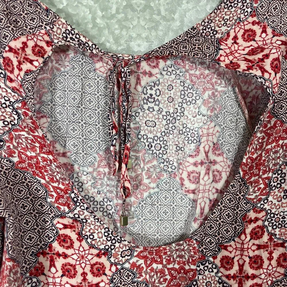 Minkpink Women's Pink Patchwork Boho Chic Crop Top - Size Medium - Back Cutout - Image 6