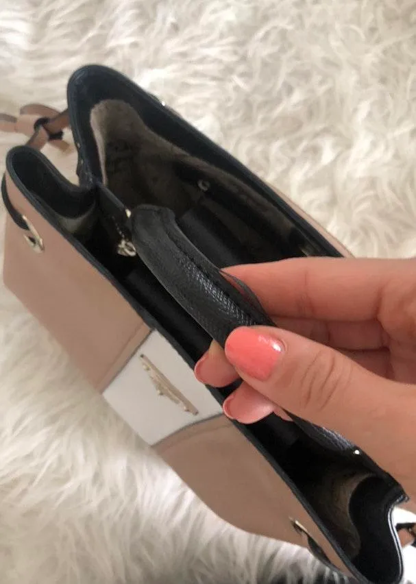 Guess Beige Purse - Image 5