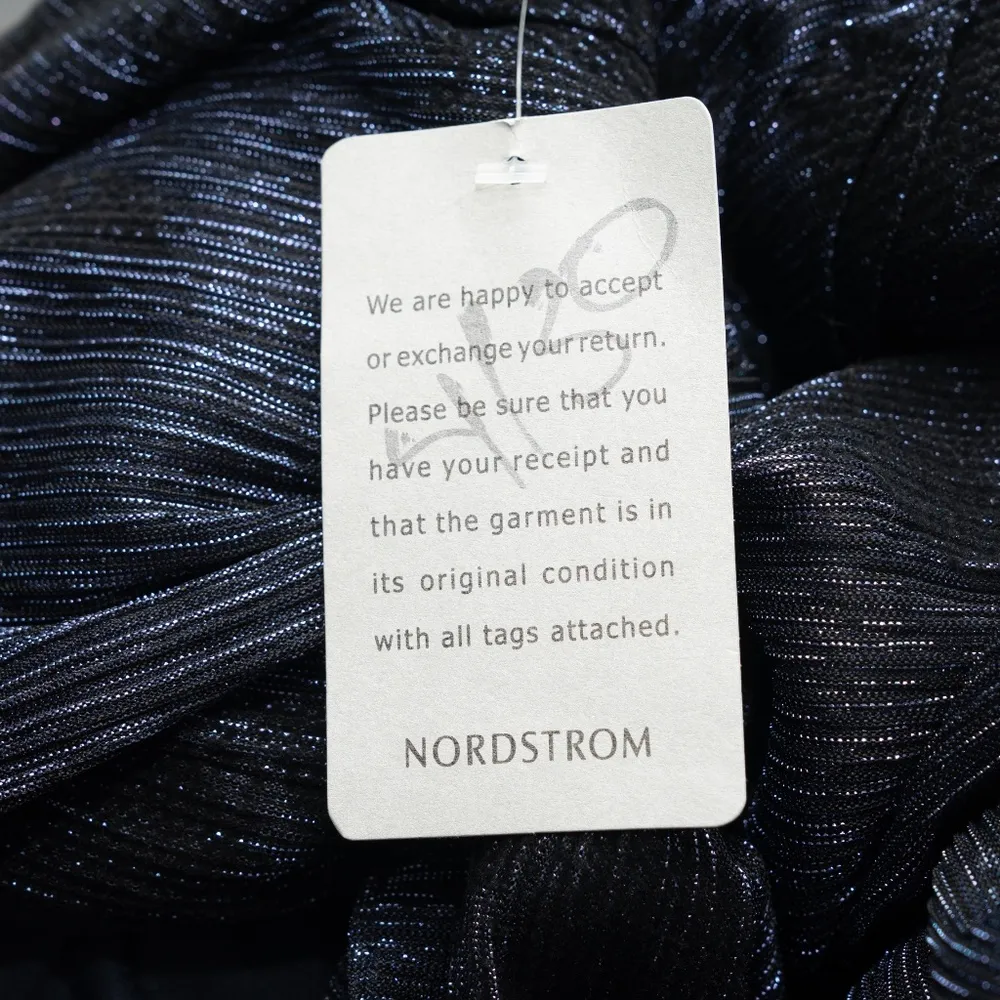 Betsy & Adam Floral Metallic Crinkle Gown - Image 8