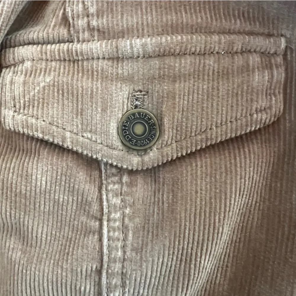 Eddie Bauer Women’s camel tan corduroy jacket. Sz petite large retro grunge coat - Image 8