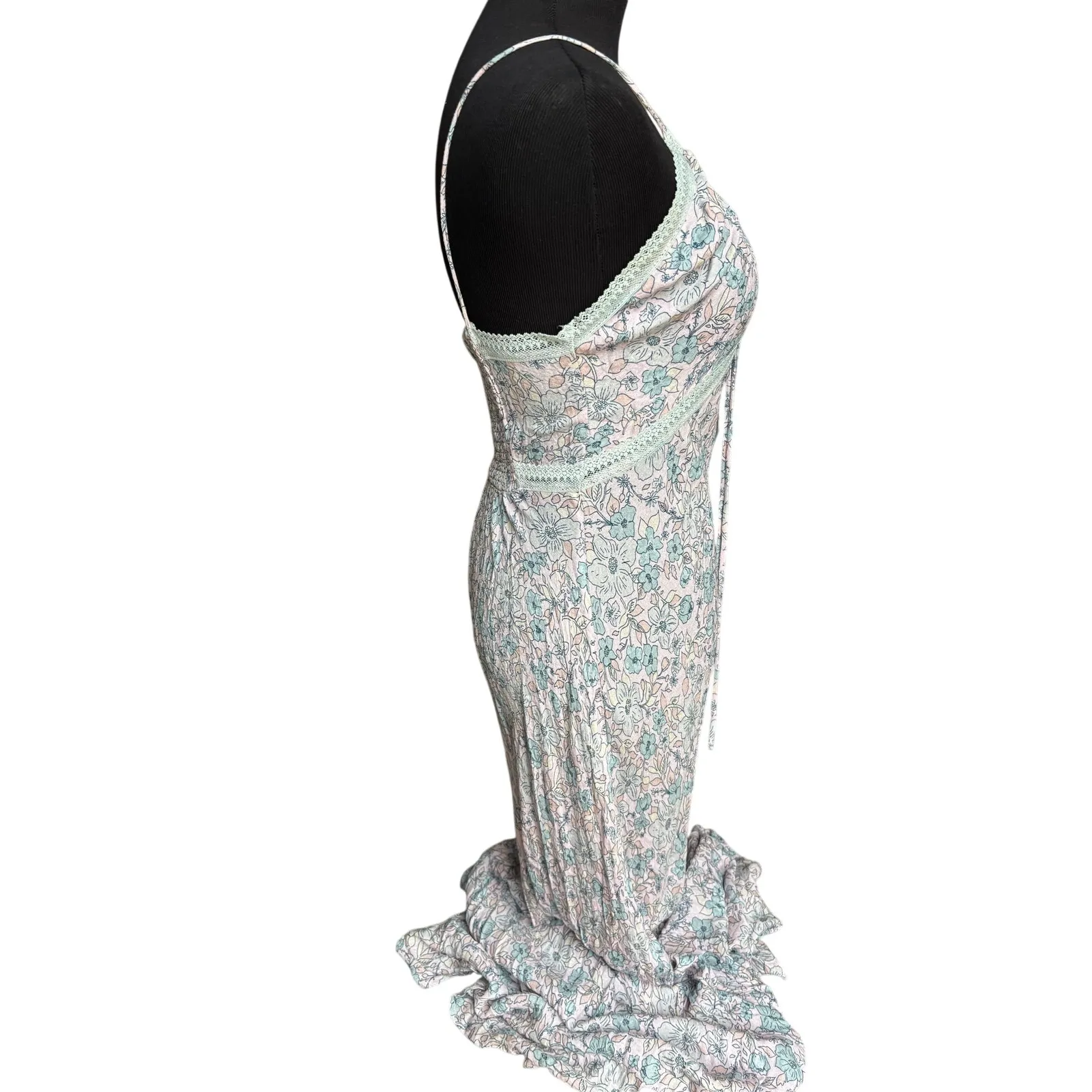 FREE PEOPLE Intimately All I Wanted Maxi Slip Dress Floral, size medium, NWT - Image 4