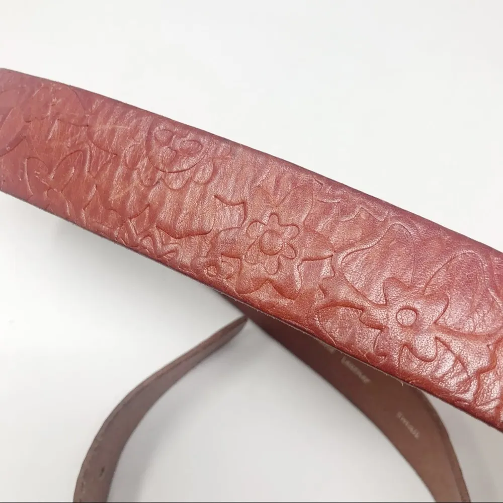 Vintage Fossil Y2K Brown Leather Tooled Floral Cowboy Distressed Belt womens S - Image 5