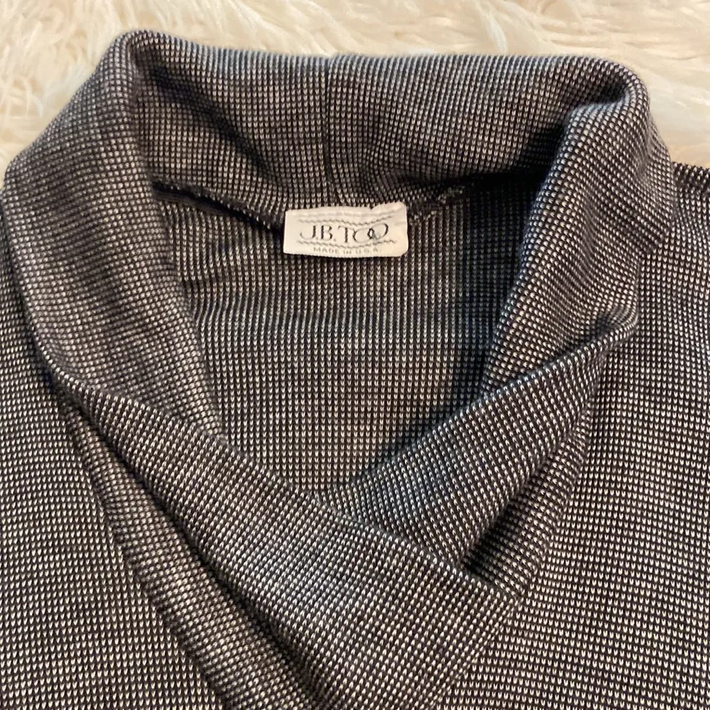 J.B.TOO Dress no size length 47” bust 34” gray and black color , maxi dress - Image 10