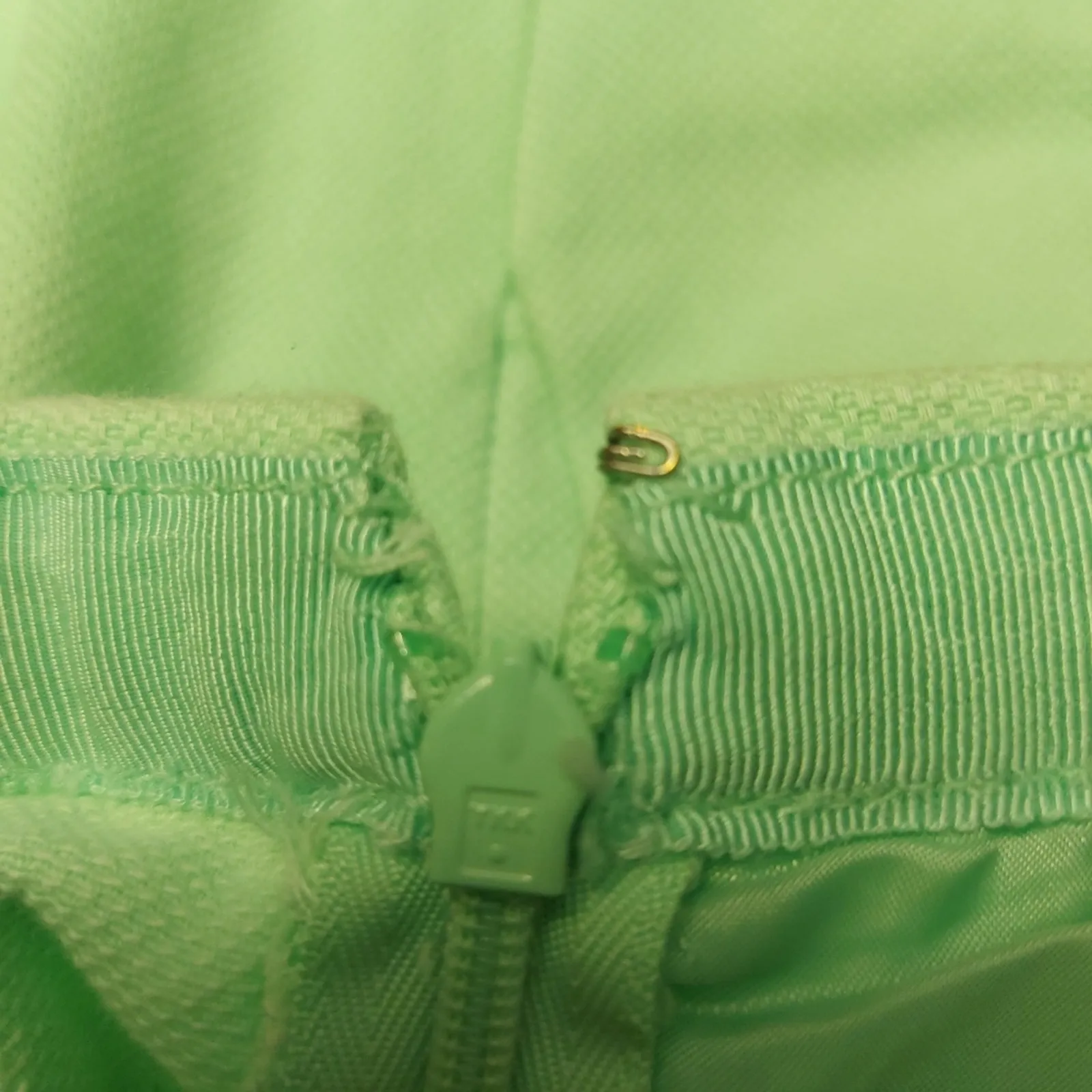 J. Crew Mint Green Pleated Pique Cotton Shorts 2 Flaw Dopamine Mermaid Preppy - Image 10