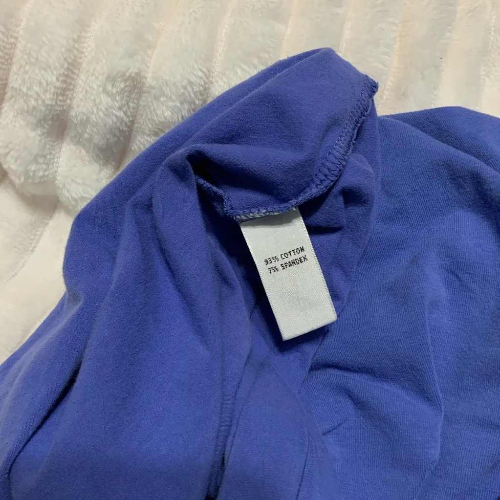 Chaus y2k style button ruched henley polo tee - Image 4