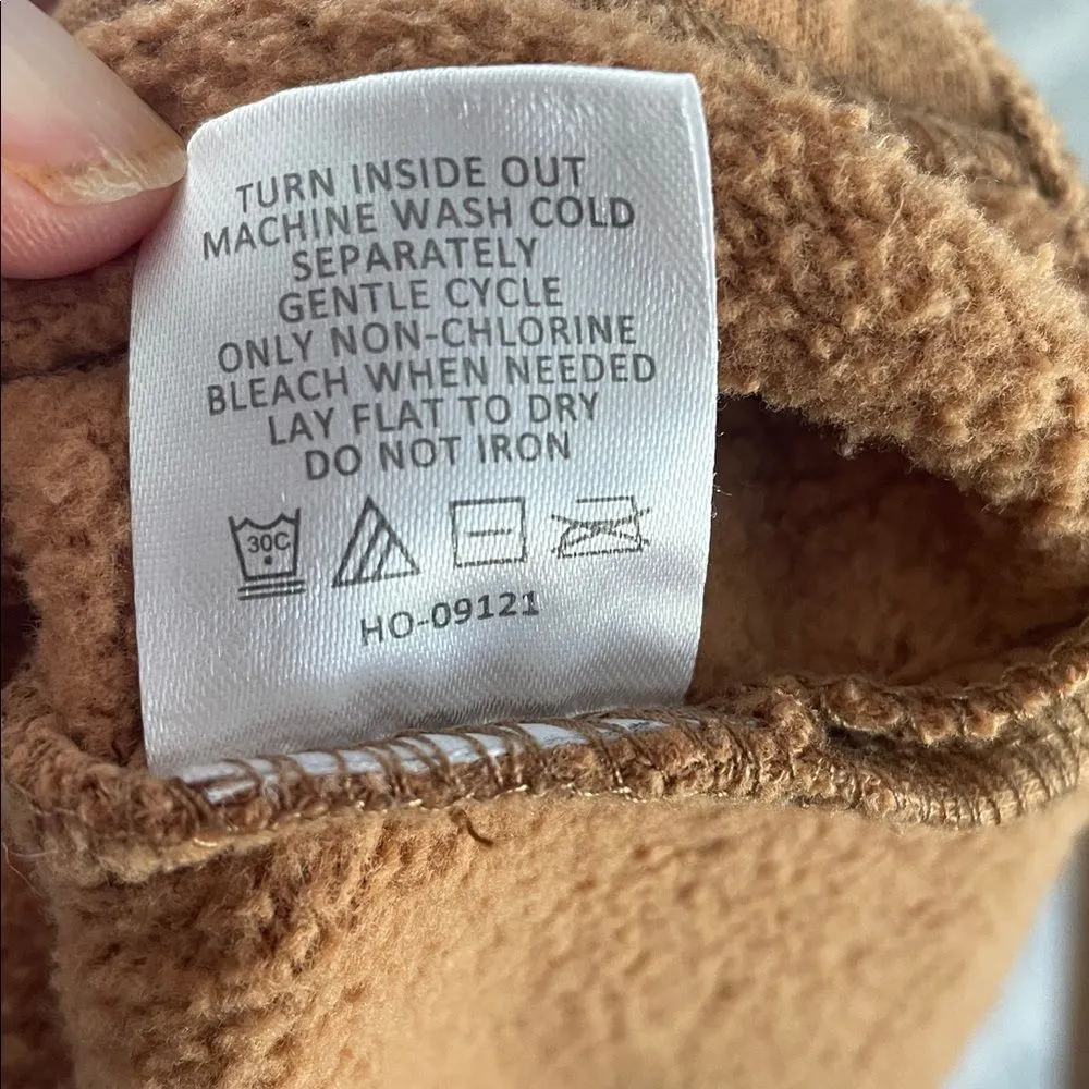 Mudpie Layla Sherpa Fleece Tan Light Brown Crewneck Sweatshirt Size Medium - Image 12