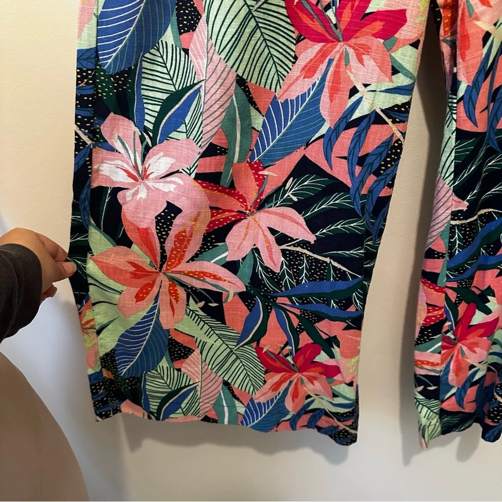 LOFT Floral Tropical Print Wide-Leg Linen Pants Womens size Medium Tall - Image 3