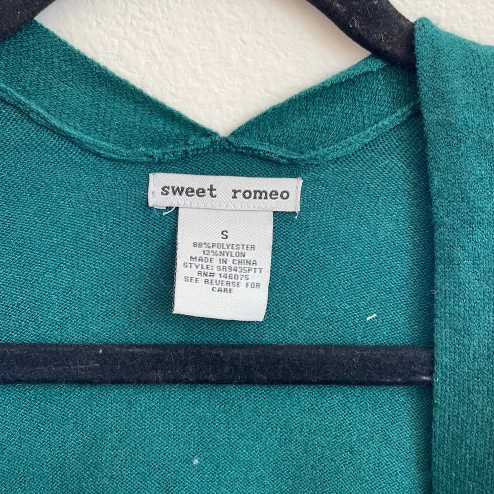 Sweet Romeo dark forest green open cardigan small - Image 4