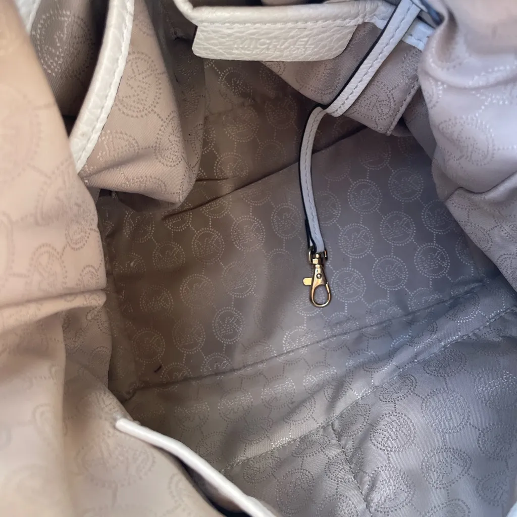 Michael Kors white "Bowery" purse shoulder bag - Image 9