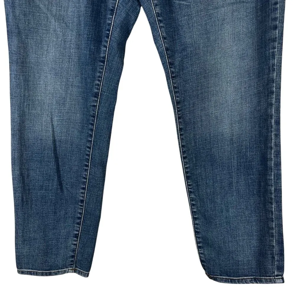 Frye Jeans Womens 10 Medium Wash Straight Leg Mid Rise Classic Relaxed Clean Cut - Image 3