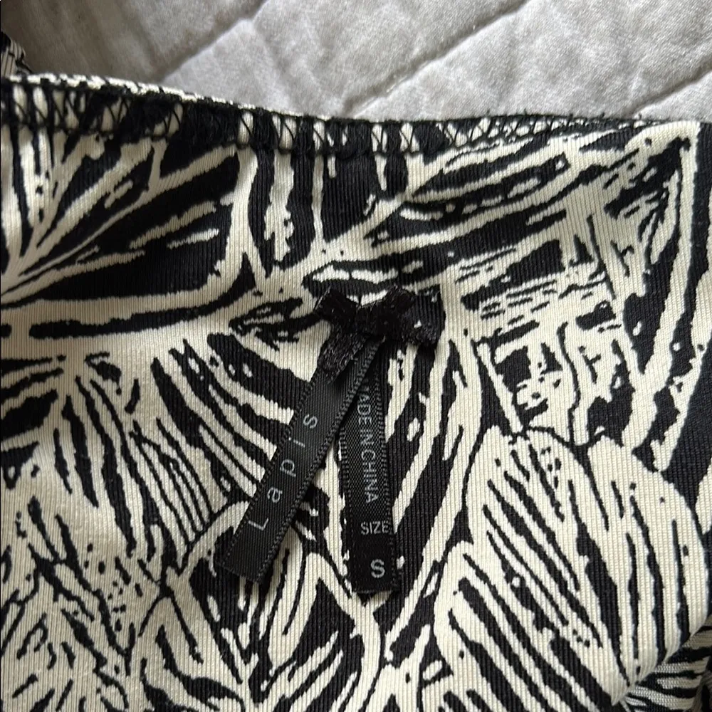 Lapis black cream feather boho print jersey knit maxi skirt halter dress Small - Image 11