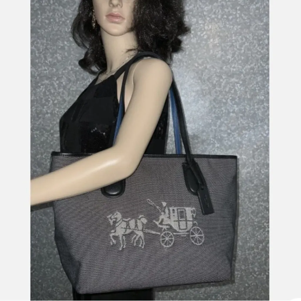 COACH Blue Denim Taxi Zip Tote Bag Leather Trim with COA - Image 5