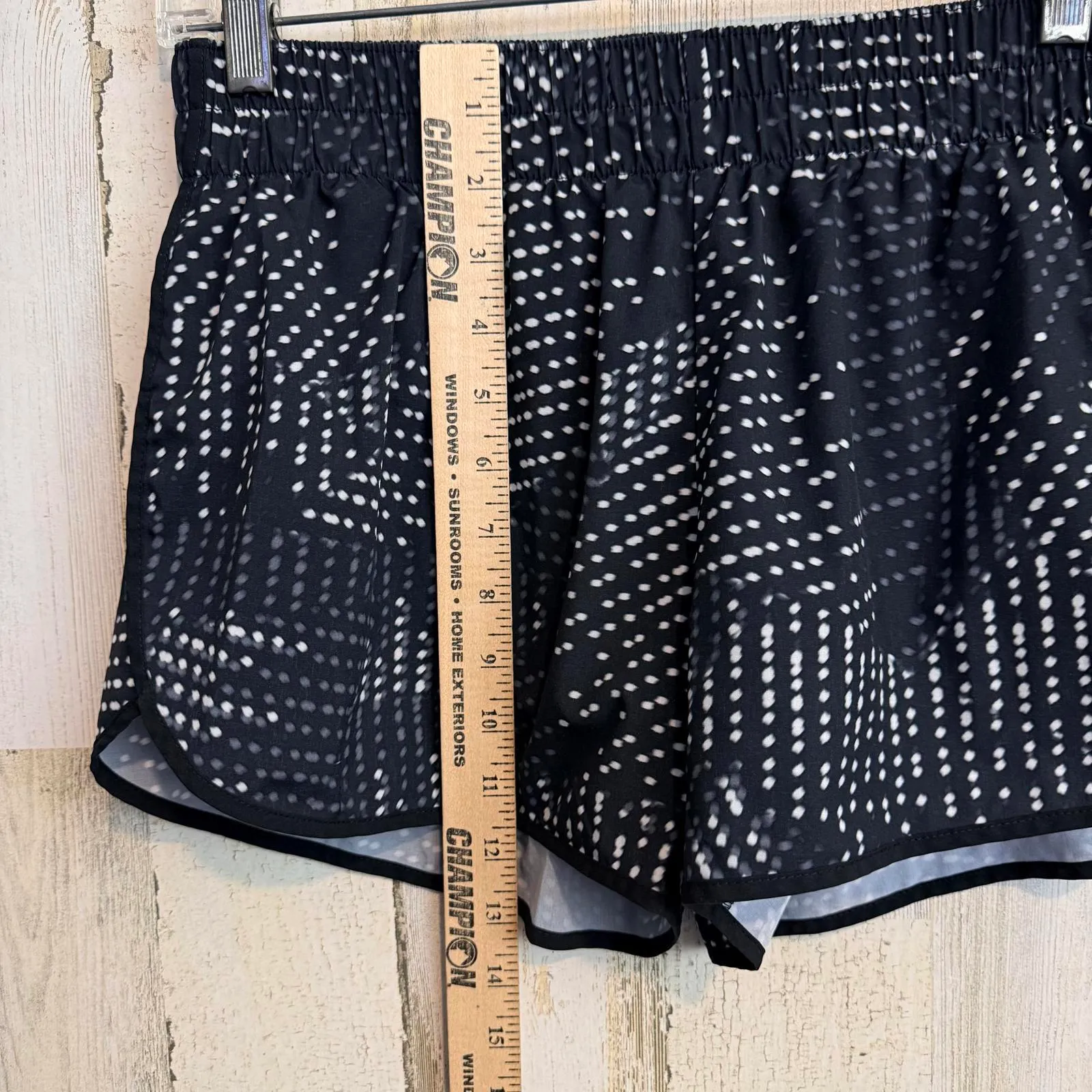 GapFit Running Shorts Womens S Black White Print Elastic Waist Activewear Gym - Image 8