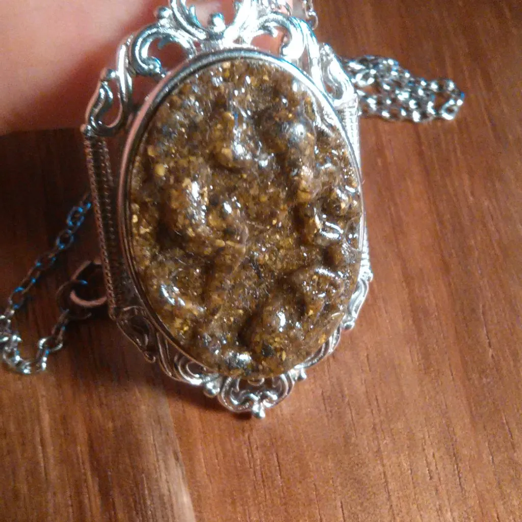 Carved Horse Tiger's Eye Pendant Necklace - Image 9