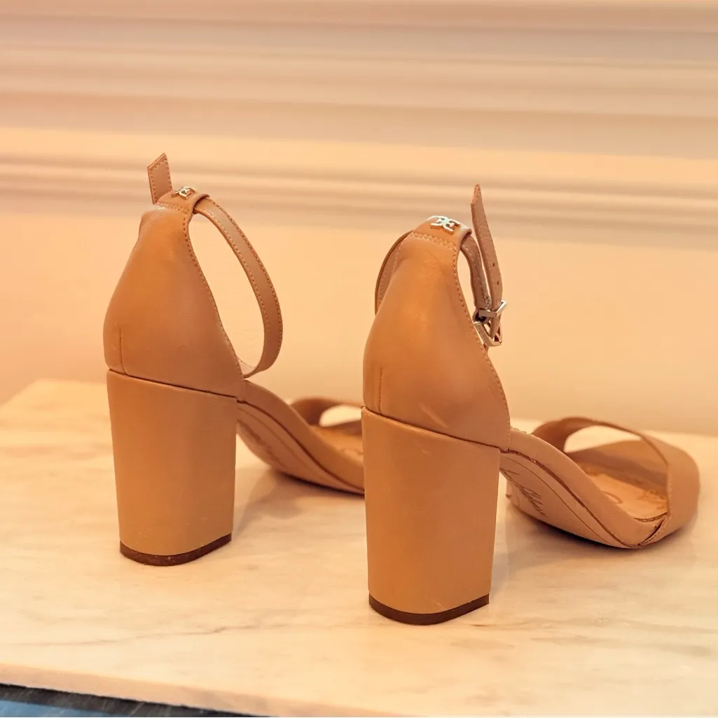 Sam Edelman Odila Ankle Strap Sandal Heel in Golden Caramel Suede 6.5 - Image 4