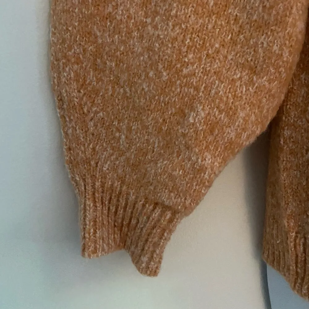 Pink Clover Crew Neck Orange White Soft Fuzzy Sweater L Large NWOT - Image 3