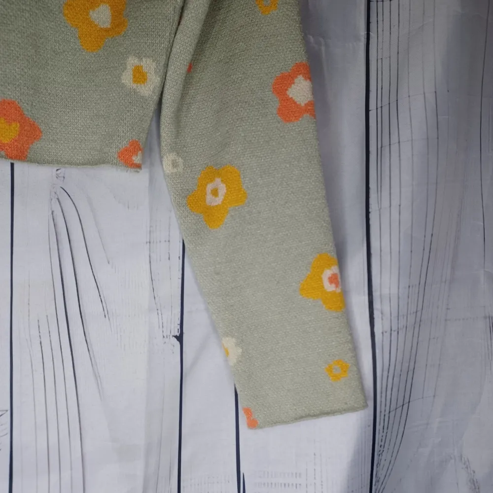 Princess Polly Floral Cropped Cardigan with Tie Front - Image 9