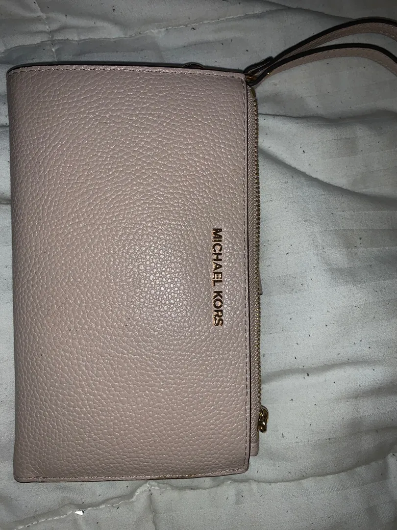 Michael Kors MK Purse And Wallet  - Image 6