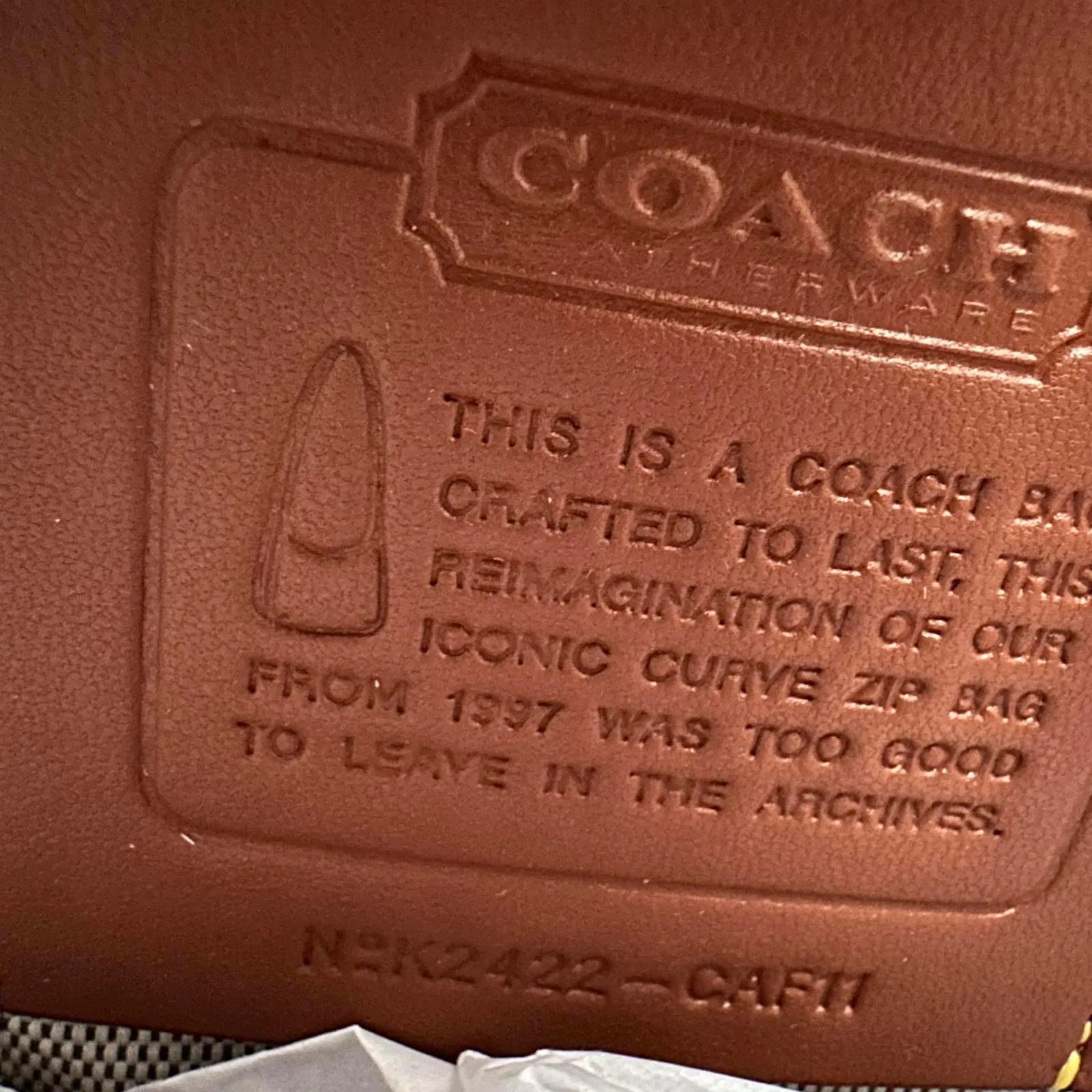 Coach Originals Curve Zip Bag Brass / Hunter Green NWT - Image 9