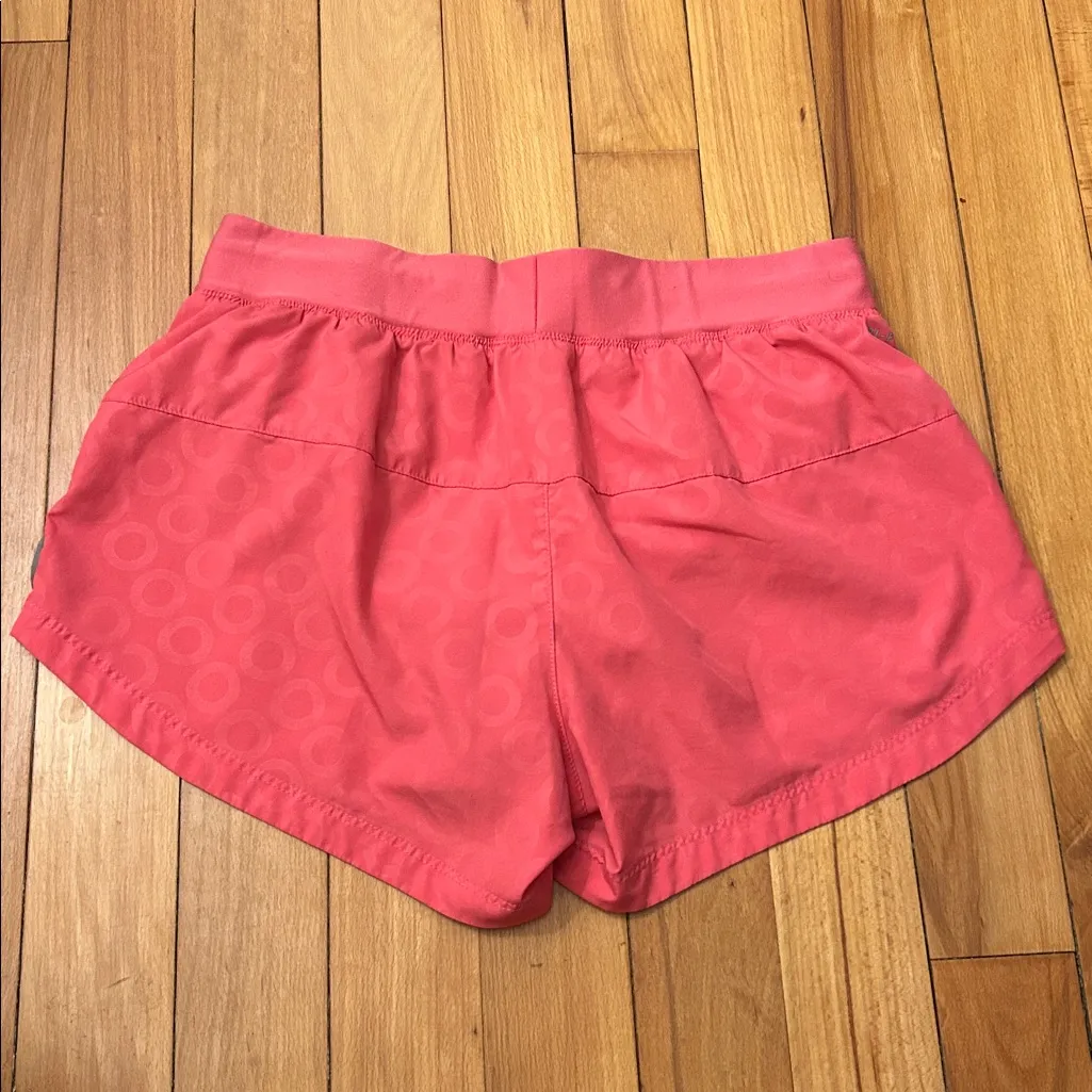 Nike Pink Circular Patterned Shorts - Image 3