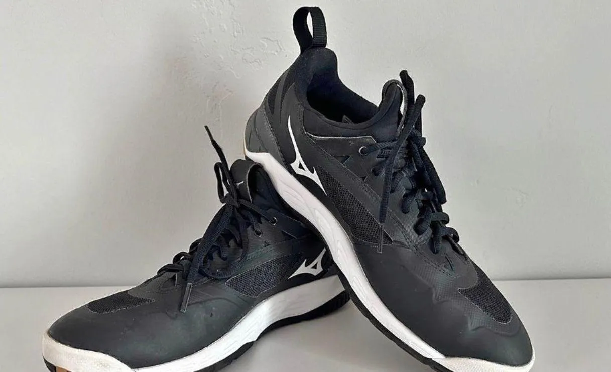 Volleyball Shoes - Image 4