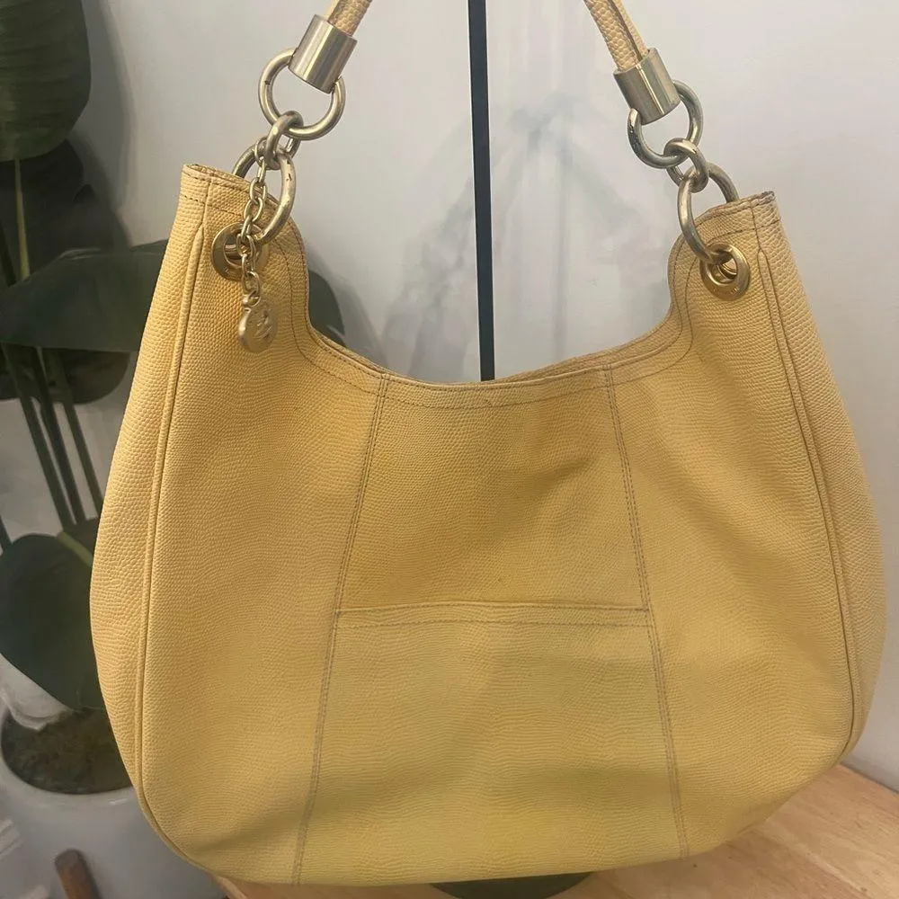 Brahmin yellow/white hobo style shoulder bag. Gold hardware.Rare light yellow - Image 2