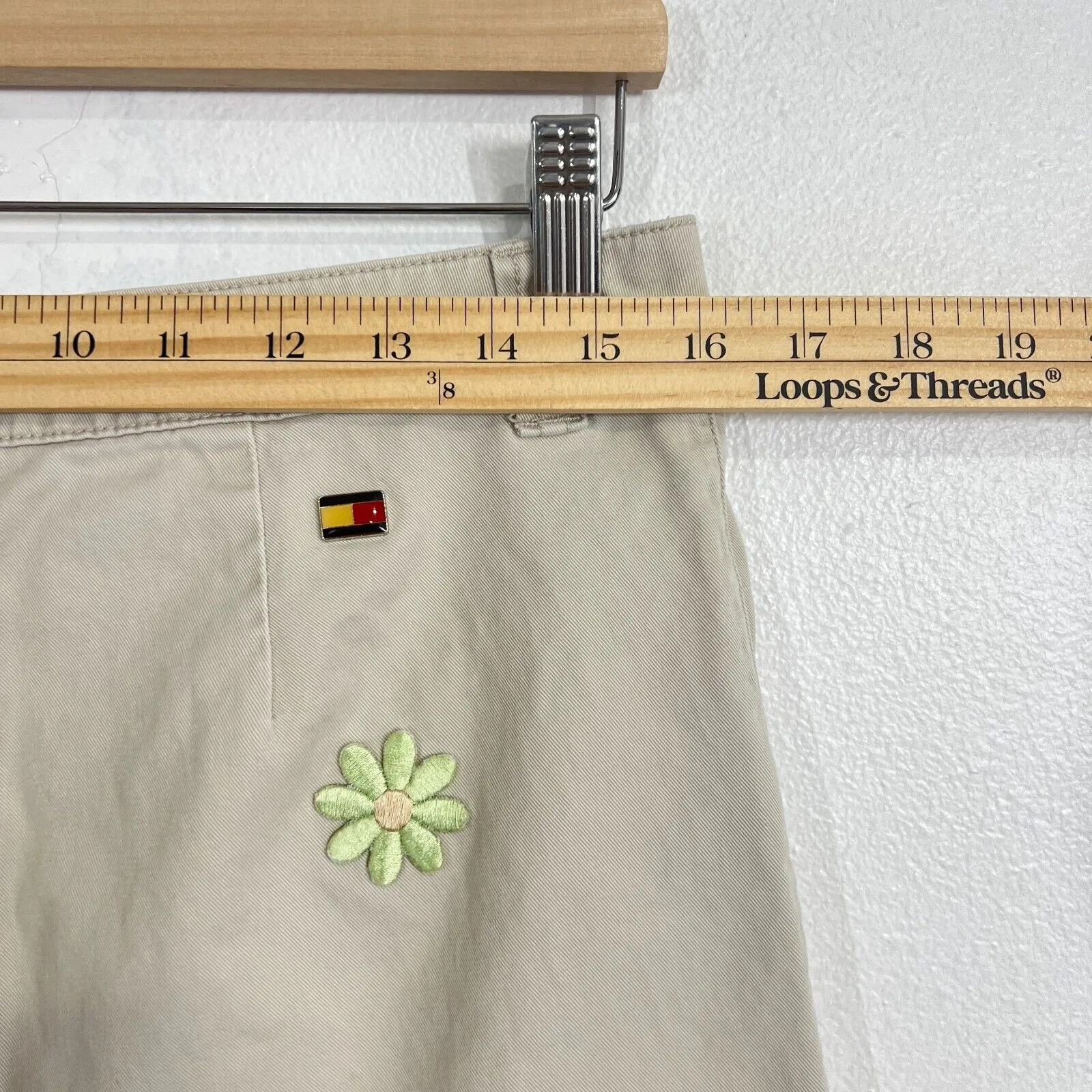 Tommy Hilfiger‎ Womens Chino Pants 8 Beige Embroidered Daisy Floral Wide Leg Y2K - Image 6