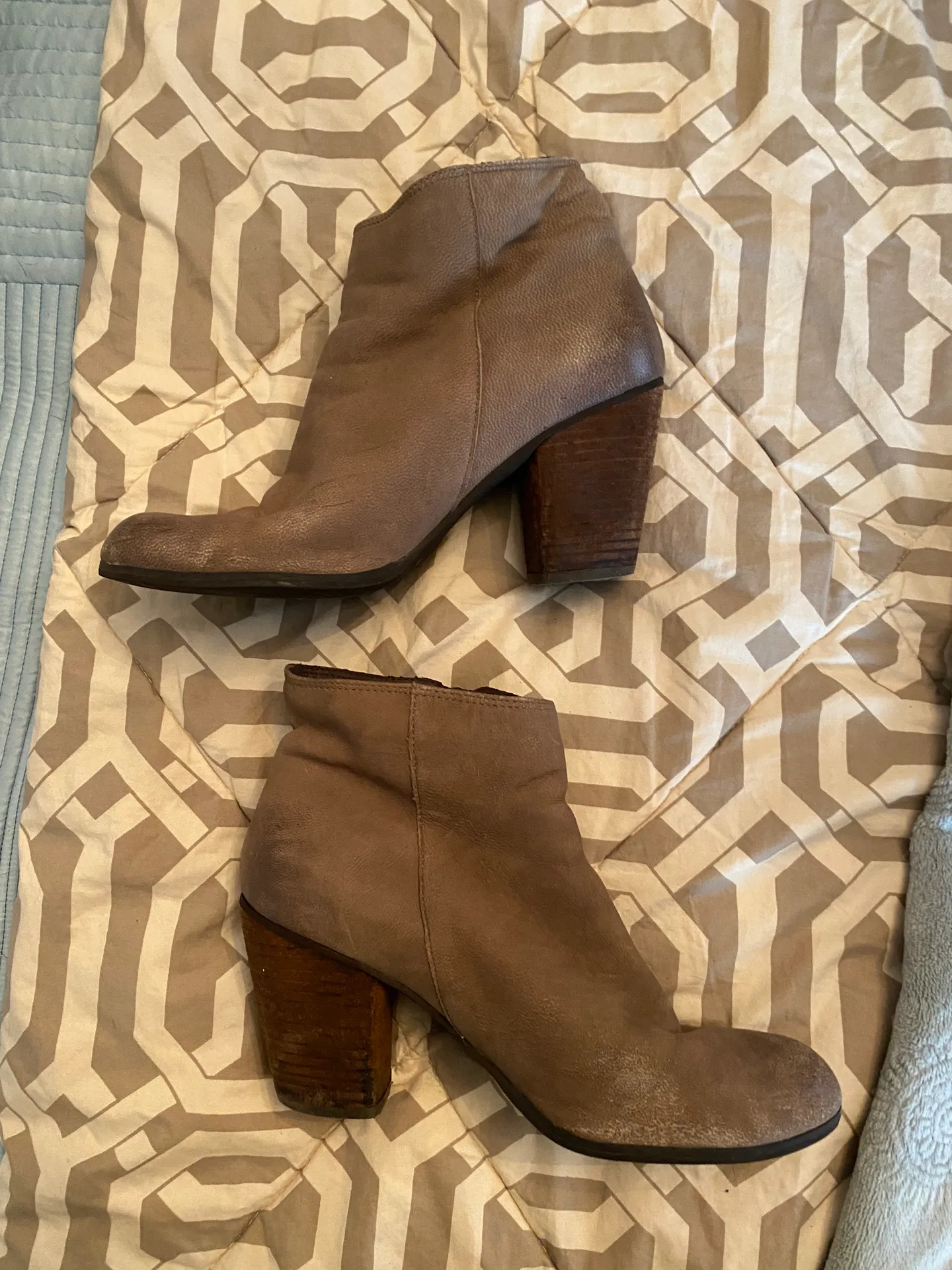 BP Trolley Booties - Image 3