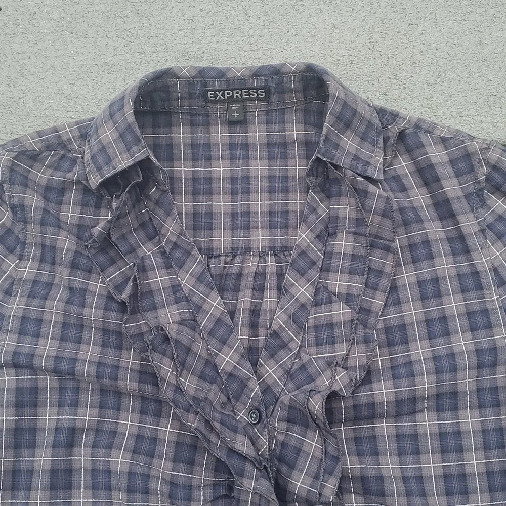 Express Plaid V-Neck Ruffle Button-Up Shirt - Size Small - Image 8