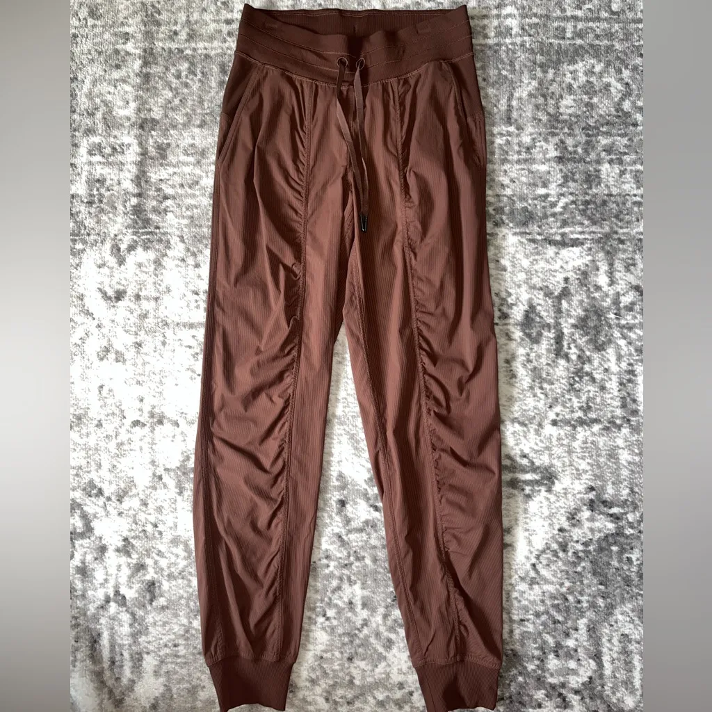 Lululemon Dance Studio Mid-Rise Jogger *Full Length - Image 3