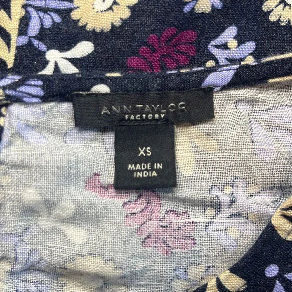 Ann Taylor Factory XS Blue Purple Floral Linen Blend Flowy Top Workwear Office - Image 5