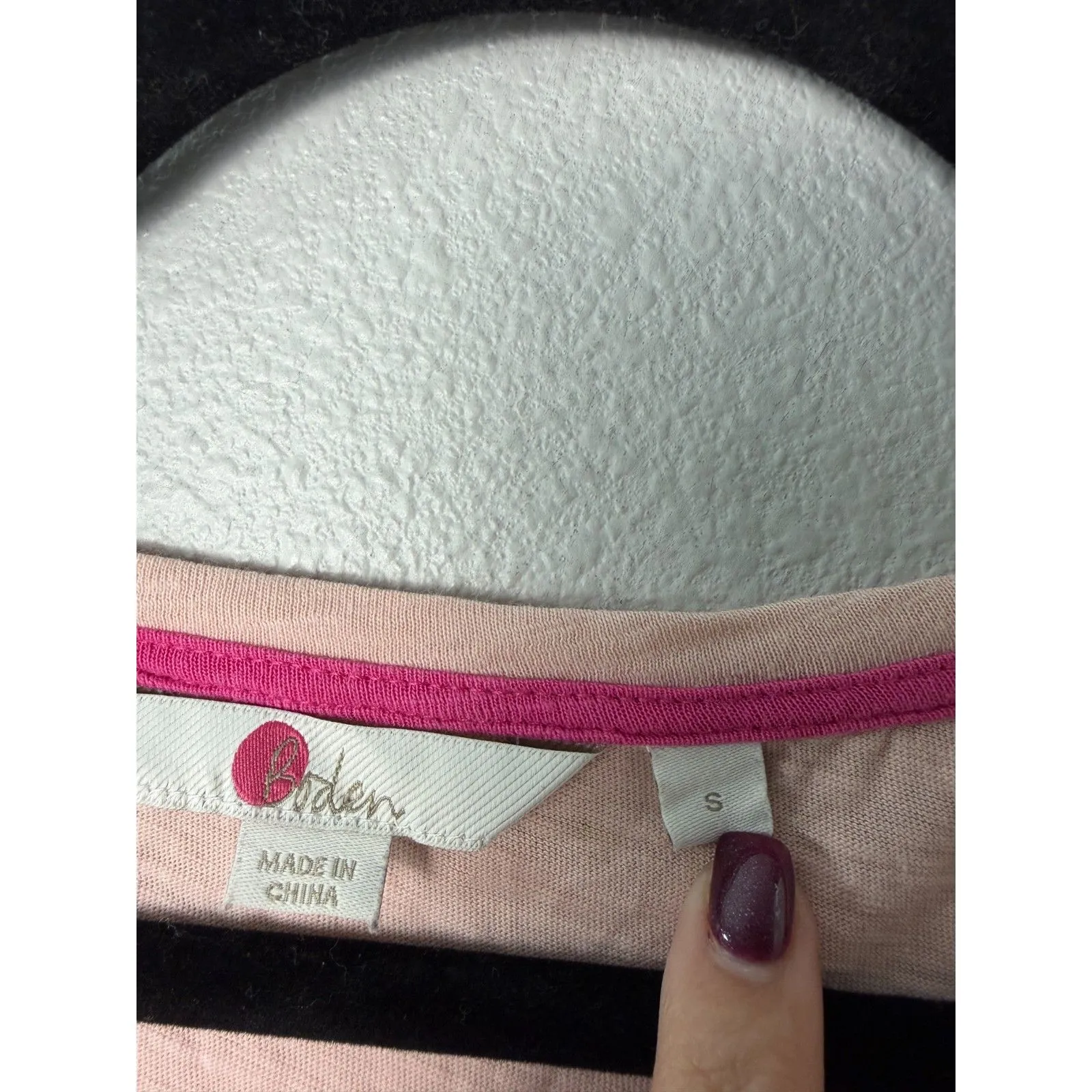 Boden Pale Pink Gold Starburst Print Short Sleeve Blouse Women's Size Small - Image 4