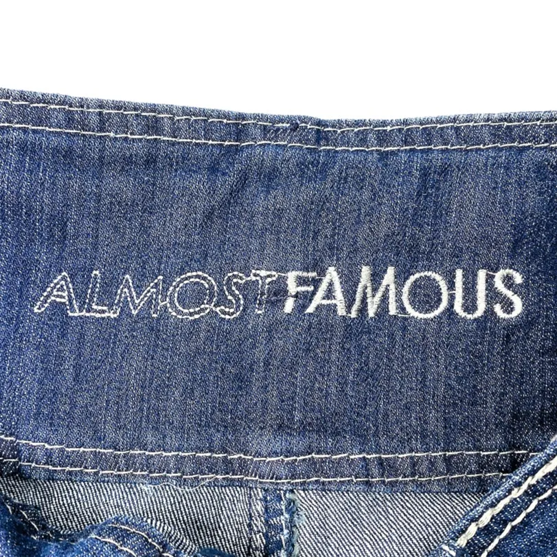 ALMOST FAMOUS Blue Denim 4 Buttons Fly Short Shorts ~ Size 7 - Image 4