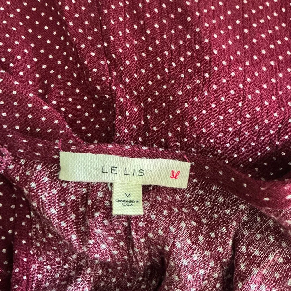 Le Lis Elegant Burgundy Dress Size Medium - Image 5