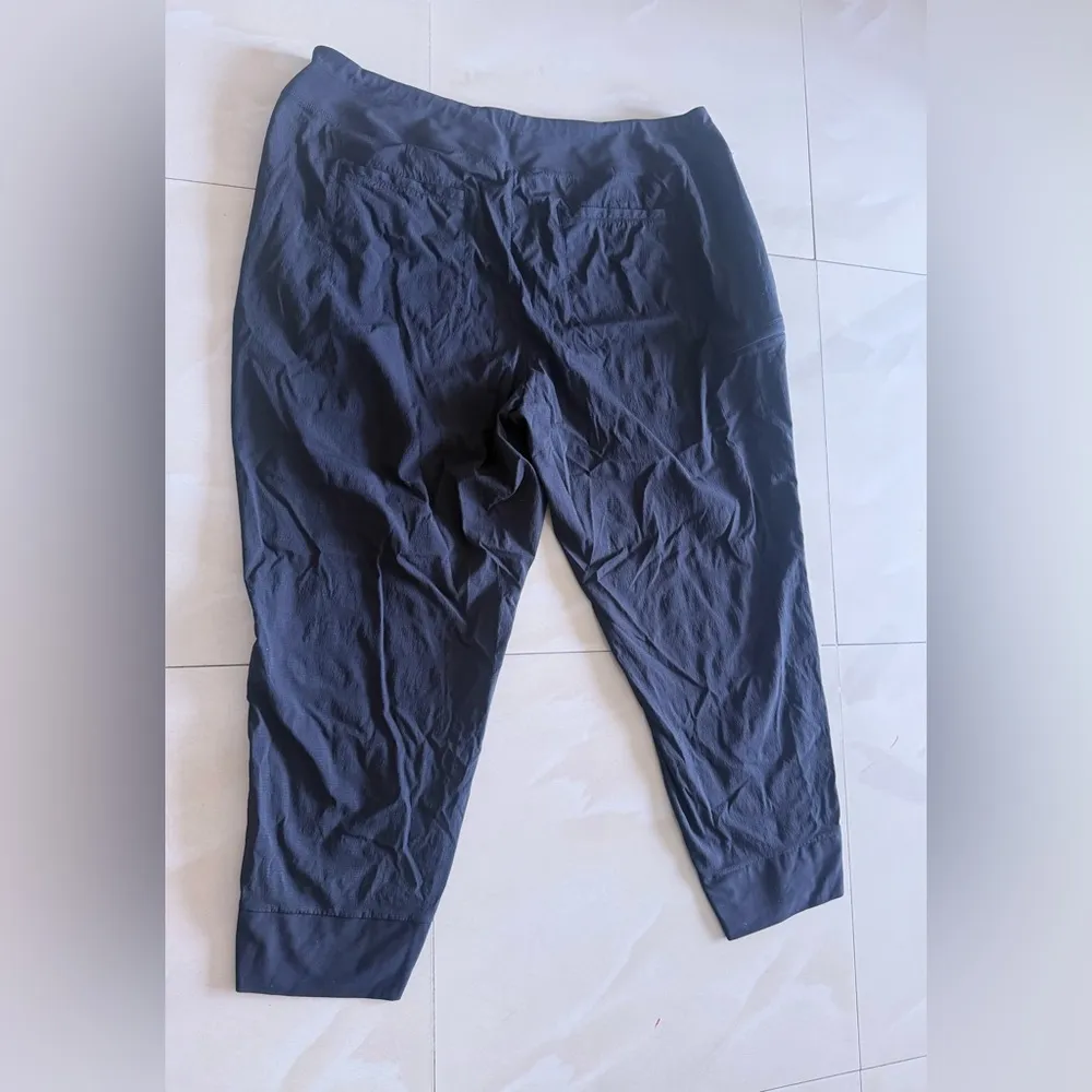 Athleta Trekkie North Jogger Women’s Sz 18Mountain Hiking Trail Pants Black - Image 6