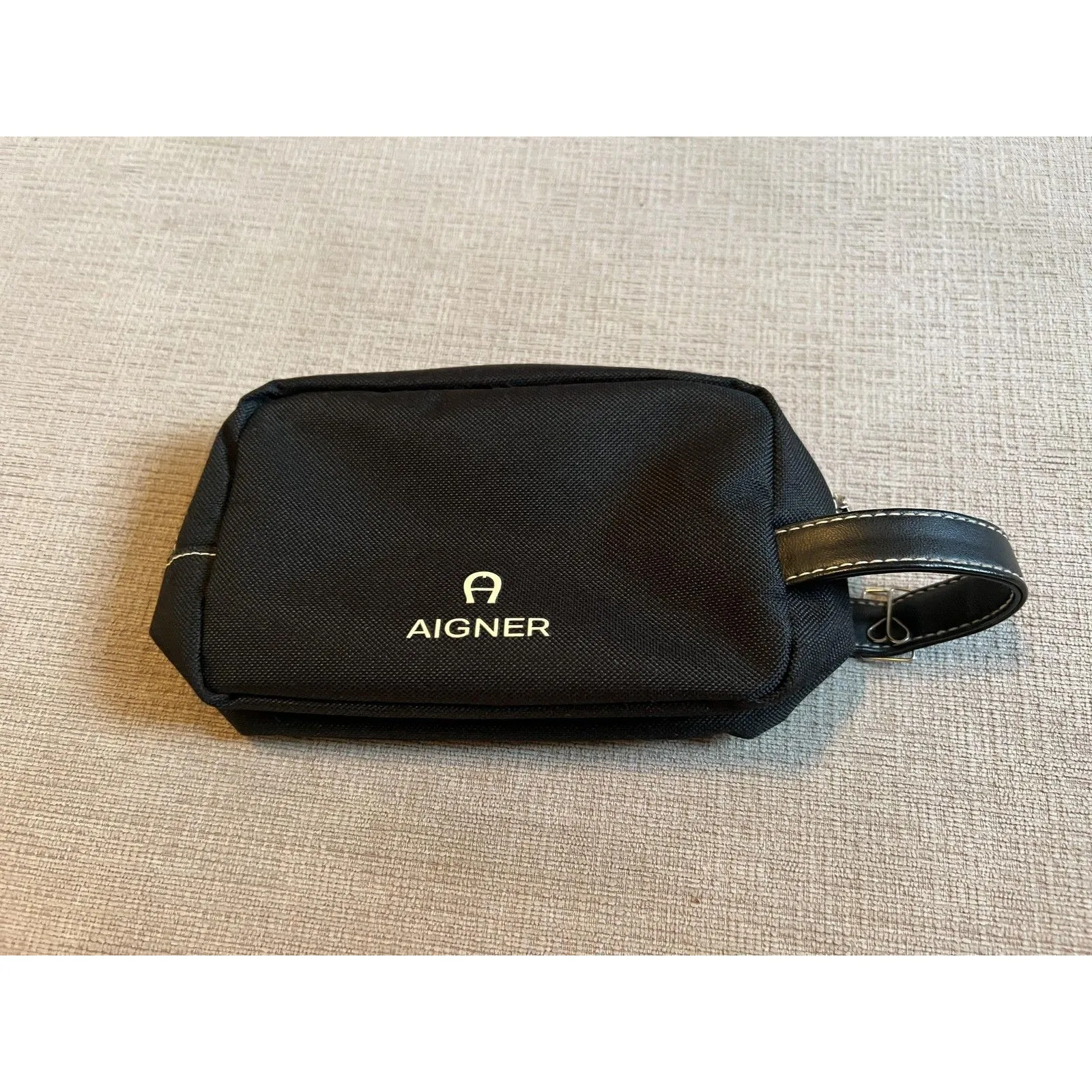 Aigner Lufthansa First Class Black Travel Pouch Amenity Kit Nylon Leather Zip - Image 2