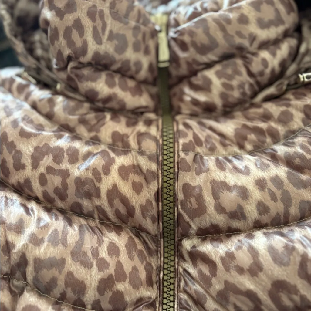 Calvin Klein Animal Print Puffer Jacket - Image 7