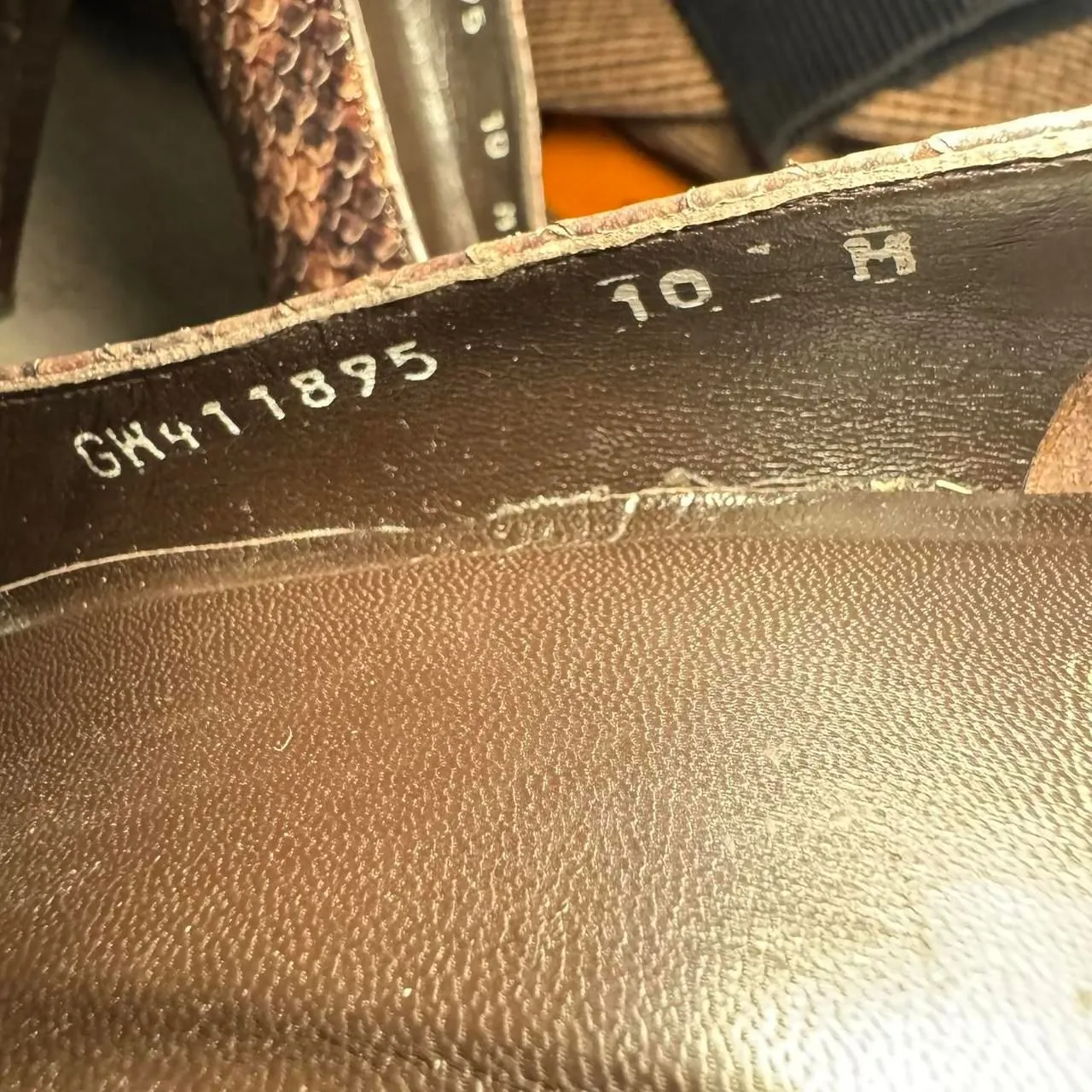 Stuart Weitzman Women’s Size 10M Snakeskin Leather Stiletto Heels Pumps Brown - Image 8